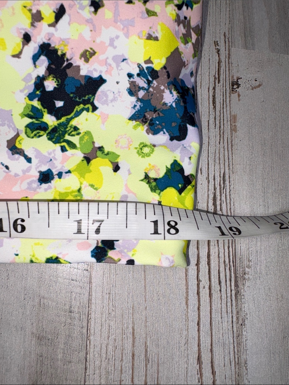 Old Navy Active Powersoft Neon Floral  Built-in-Bra Yellow & Green Plus Sz XXL - Picture 4 of 13